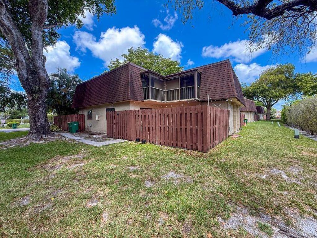 5818 Swordfish Court B, Tamarac, FL 33319