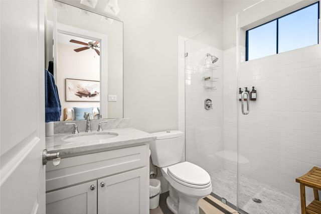 6018 Maxie Street E, Houston, TX 77007