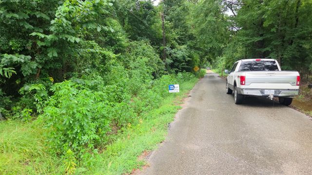 01 Martin Luther King Street, Cleveland, TX 77327