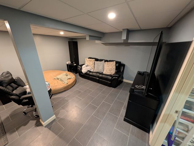 148 Flower Ln 15, Dracut, MA 01826