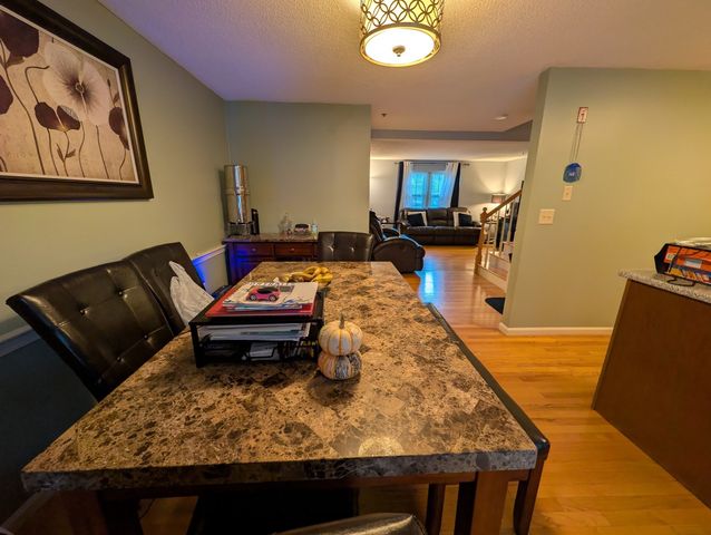 148 Flower Ln 15, Dracut, MA 01826