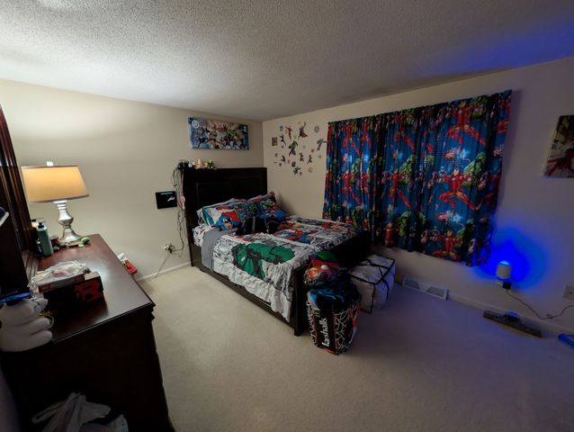 148 Flower Ln 15, Dracut, MA 01826