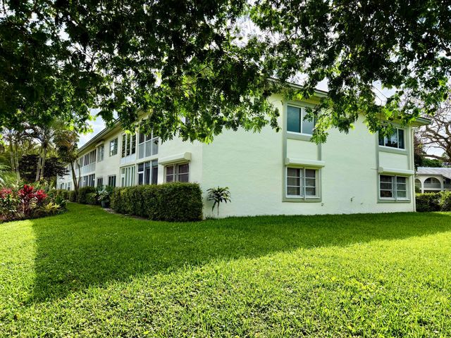 1101 Bahama Bend A1, Coconut Creek, FL 33066