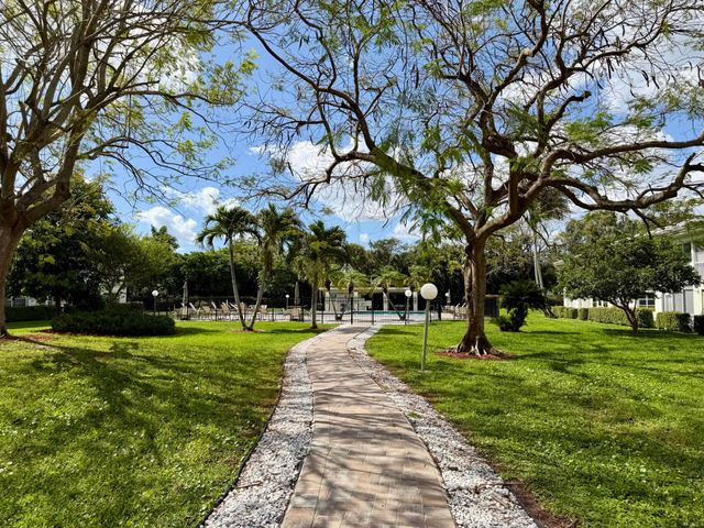 1101 Bahama Bend A1, Coconut Creek, FL 33066