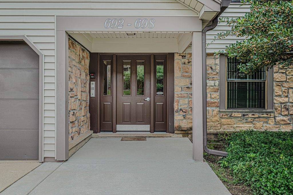 696 Hapsfield Lane 4A1, Buffalo Grove, IL 60089 — photo 5