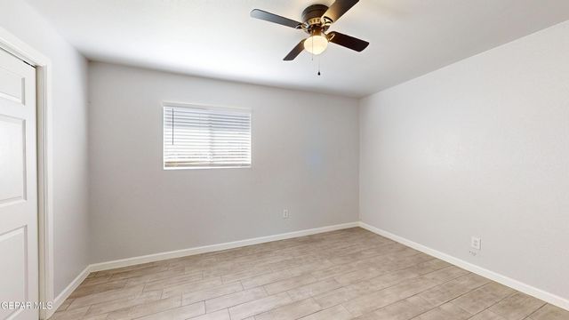 508 Camino De La Rosa Road B, San Elizario, TX 79849