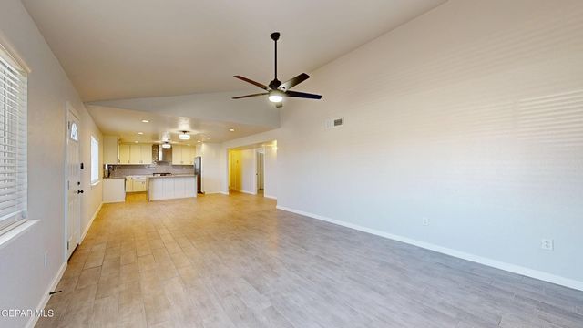 508 Camino De La Rosa Road B, San Elizario, TX 79849