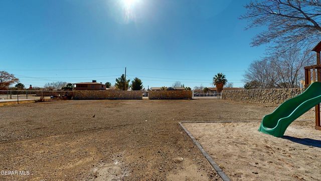 508 Camino De La Rosa Road B, San Elizario, TX 79849