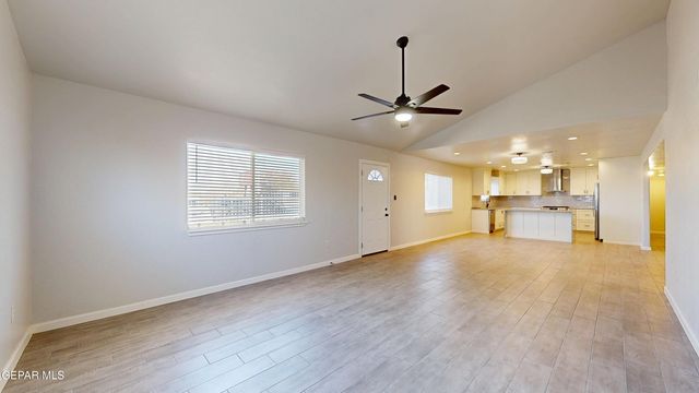 508 Camino De La Rosa Road B, San Elizario, TX 79849