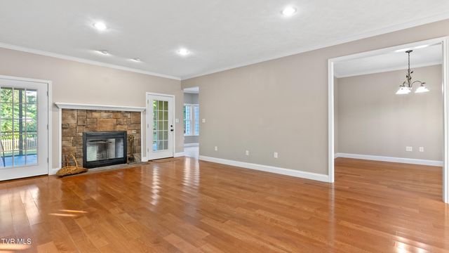 1545 Seven Oaks Drive, Morristown, TN 37814