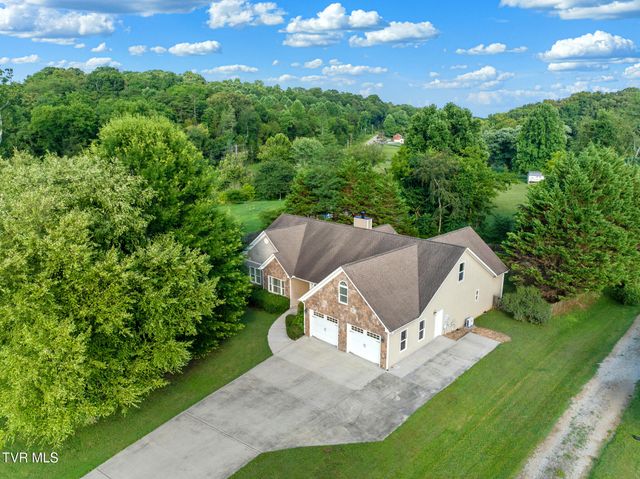 1545 Seven Oaks Drive, Morristown, TN 37814