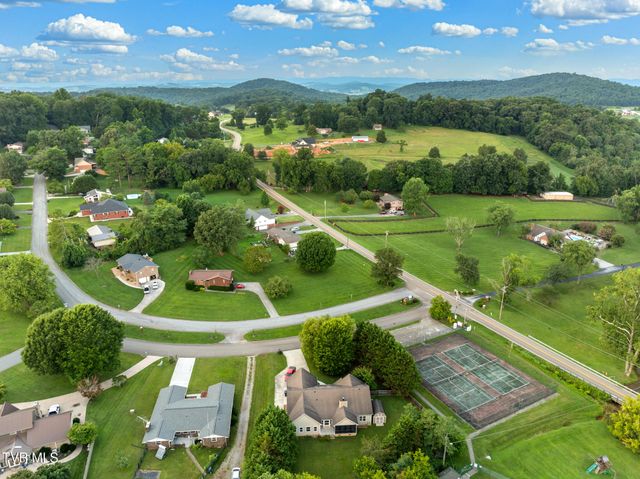1545 Seven Oaks Drive, Morristown, TN 37814