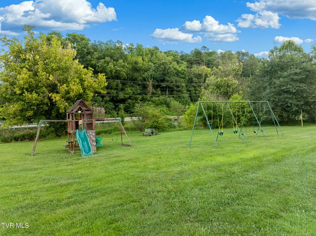 1545 Seven Oaks Drive, Morristown, TN 37814