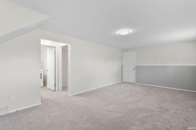 18135 Heatherfield Drive, South Bend, IN 46637
