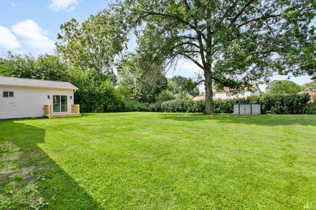 18135 Heatherfield Drive, South Bend, IN 46637