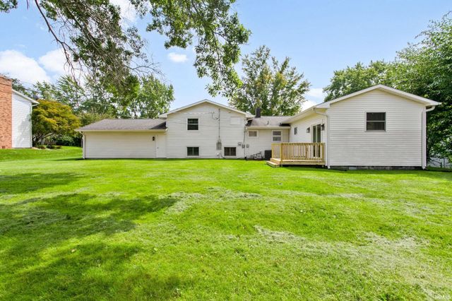 18135 Heatherfield Drive, South Bend, IN 46637