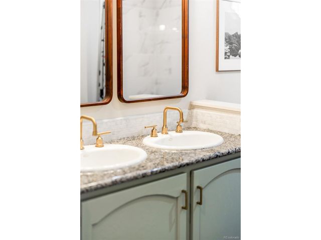 3804 S Helena Way, Aurora, CO 80013