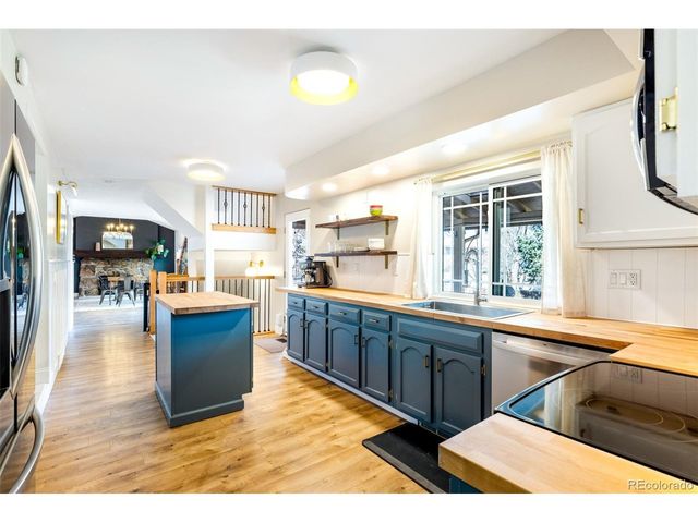 3804 S Helena Way, Aurora, CO 80013