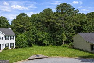 8590 Creekview Court, Riverdale, GA 30274