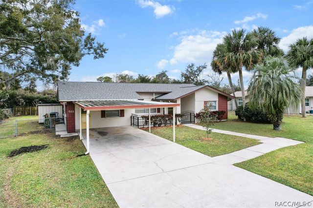 512 SE Paradise Point Road, Crystal River, FL 34429