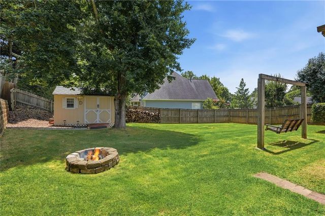 5555 Saddle Tree Court, Buford, GA 30518