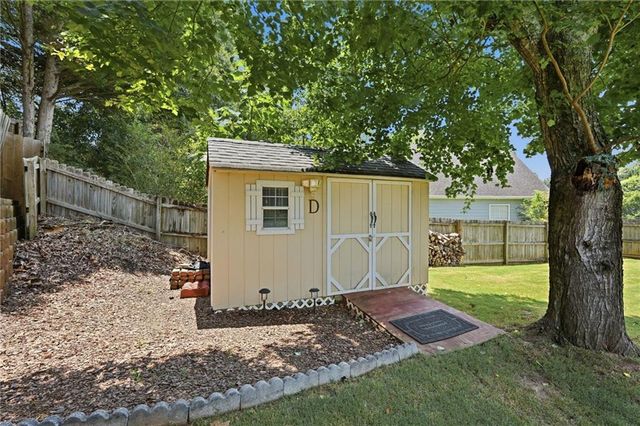 5555 Saddle Tree Court, Buford, GA 30518
