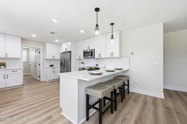 201 DOW Court, Green Cove Springs, FL 32043