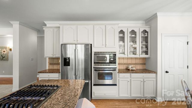 1006 Channelstone Way, Matthews, NC 28104
