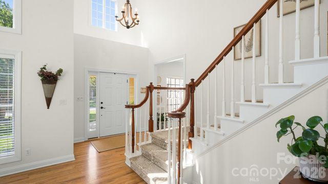 1006 Channelstone Way, Matthews, NC 28104