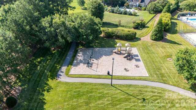 1006 Channelstone Way, Matthews, NC 28104