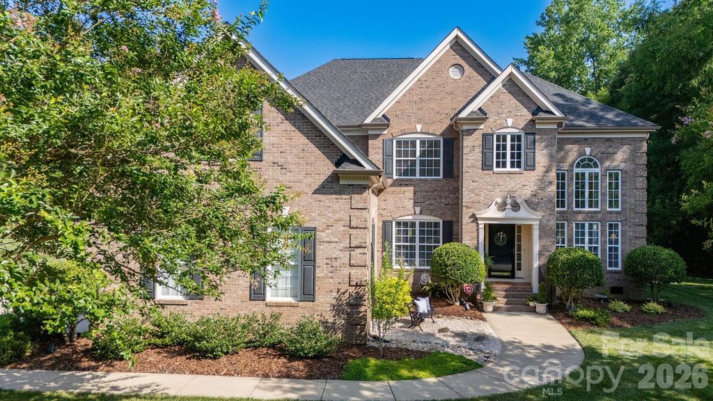 1006 Channelstone Way, Matthews, NC 28104