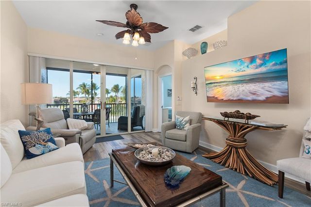 22310 Piazza Doria LN # 305, Estero, FL 33928