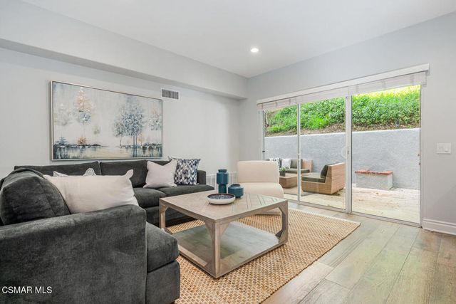 754 Bellagio Court, Oak Park, CA 91377