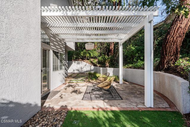 754 Bellagio Court, Oak Park, CA 91377