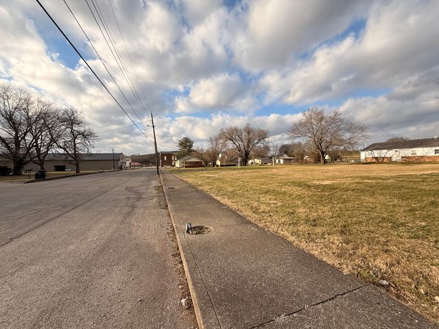 2765 KY 198, Stanford, KY 40484