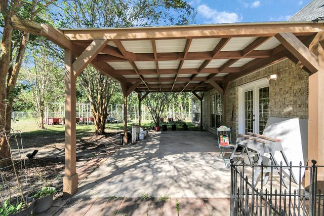 971 County Road 2005, Liberty, TX 77575