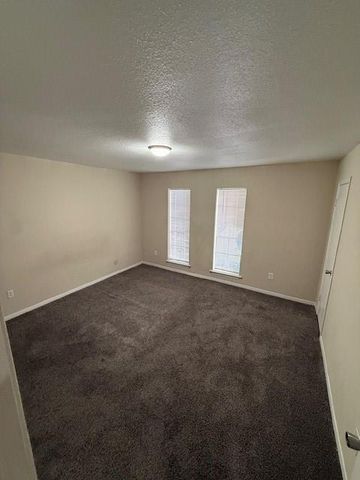 2102 Straight Creek Drive 2102, Houston, TX 77017