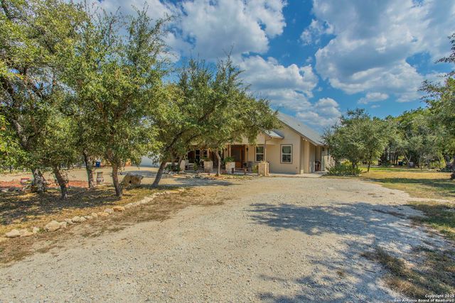 1994 Lakeview, Canyon Lake, TX 78133