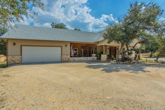 1994 Lakeview, Canyon Lake, TX 78133