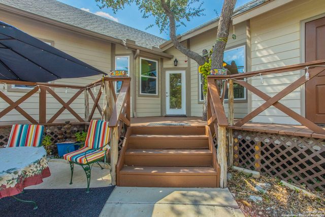 1994 Lakeview, Canyon Lake, TX 78133