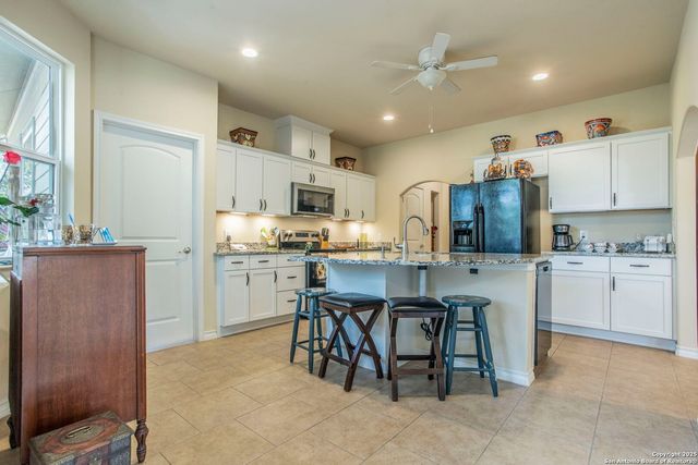 1994 Lakeview, Canyon Lake, TX 78133