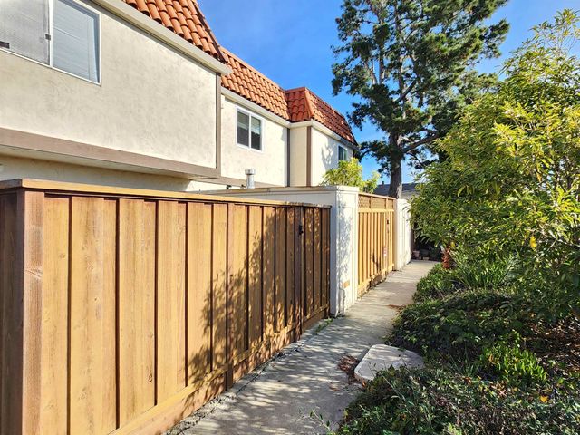 2322 Belvedere Ave, San Leandro, CA 94577