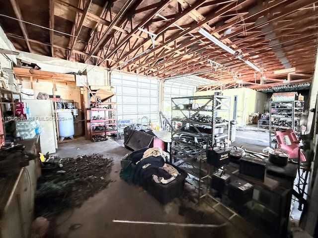 11851 W Dixie Hwy, Miami, FL 33161