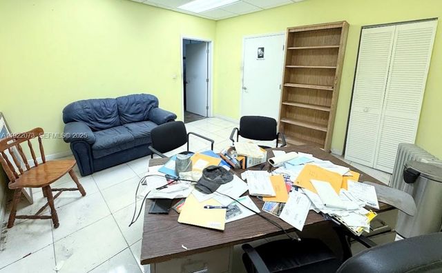 11851 W Dixie Hwy, Miami, FL 33161