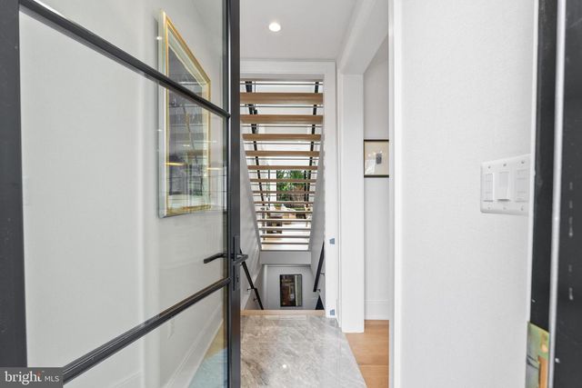 6029 ORRIS ST, Mclean, VA 22101