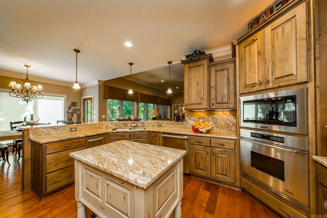 405 Grand Isle Drive, Fairfield Bay, AR 72088