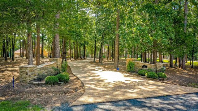 405 Grand Isle Drive, Fairfield Bay, AR 72088
