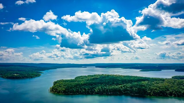 405 Grand Isle Drive, Fairfield Bay, AR 72088