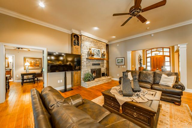 405 Grand Isle Drive, Fairfield Bay, AR 72088