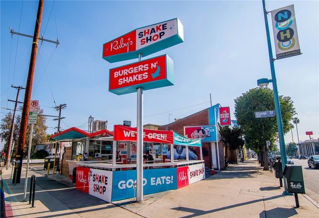 10703 Collins Street, North Hollywood, CA 91601